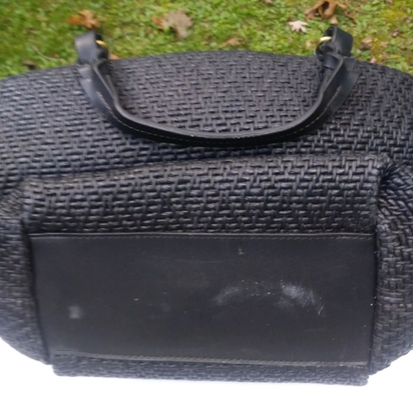 Vintage Women's Black Fossil handbag - Picture 6 of 8